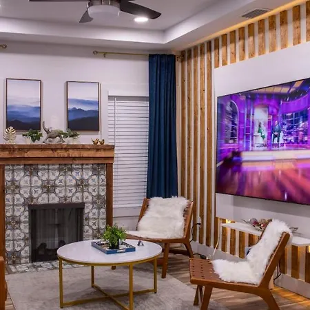Luxury 5-Br House, Tampa Downtown With Cottage